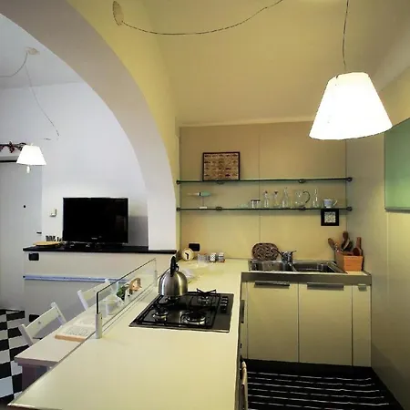 Ferienwohnung Fur 4 Personen Ca 60 M In Albisola Superiore, Italienische Riviera Palmenriviera Apartment *